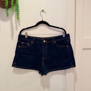 Levi's Superlow Stretch Women's Dark Wash Denim Shorts Size 15 JR 2" Inseam